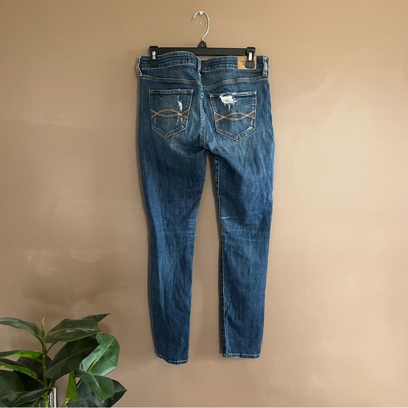 jeans - Picture 2 of 3